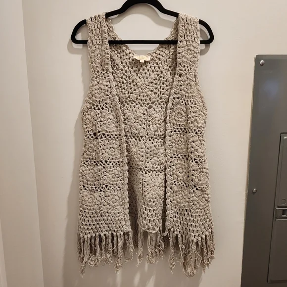 Grey Crochet Rebellion Vest - Picture 5 of 8